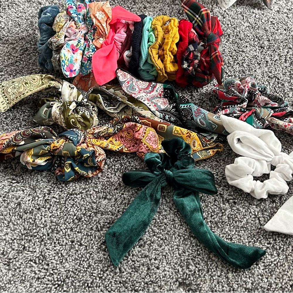 Assorted Hair Scrunchies Set- most never worn!